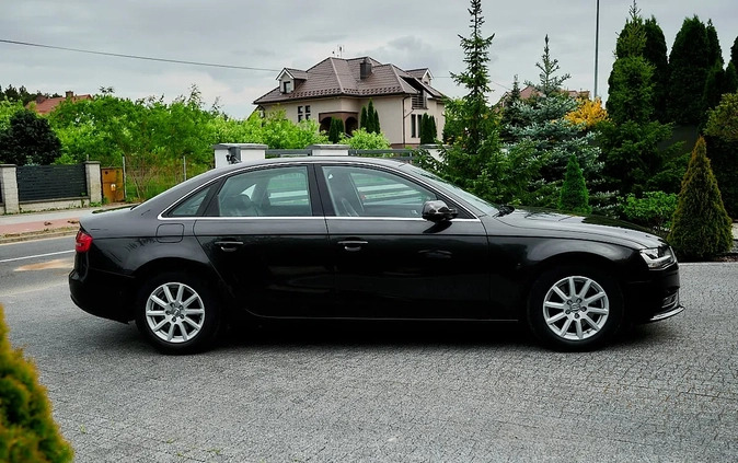 Audi A4 cena 49900 przebieg: 190000, rok produkcji 2013 z Bełchatów małe 137